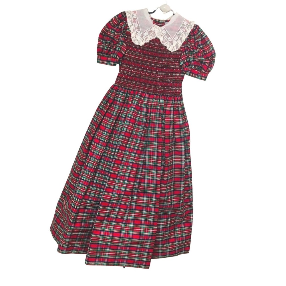Vintage Red Plaid Smocked Dress Taffeta Tartan Lace Collar Puff Holiday Girls 6?